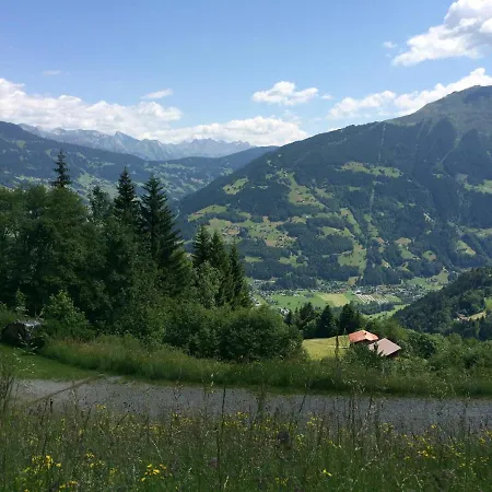 Σπίτι διακοπών Nueggili's Maisaess *